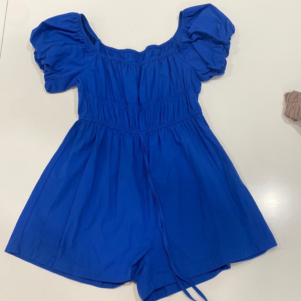 Solid Shirred Puff Sleeve Playsuit